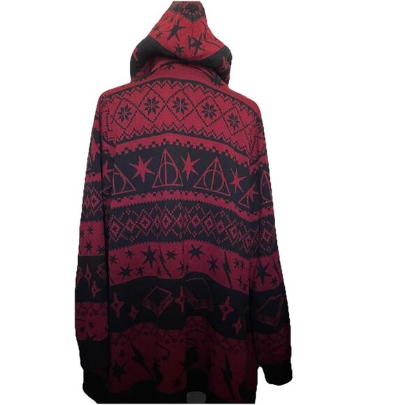 Harry Potter Deathly Hallows Fair Isle Sherpa Hooded Cardigan Size 2X Burgundy - Picture 2 of 7